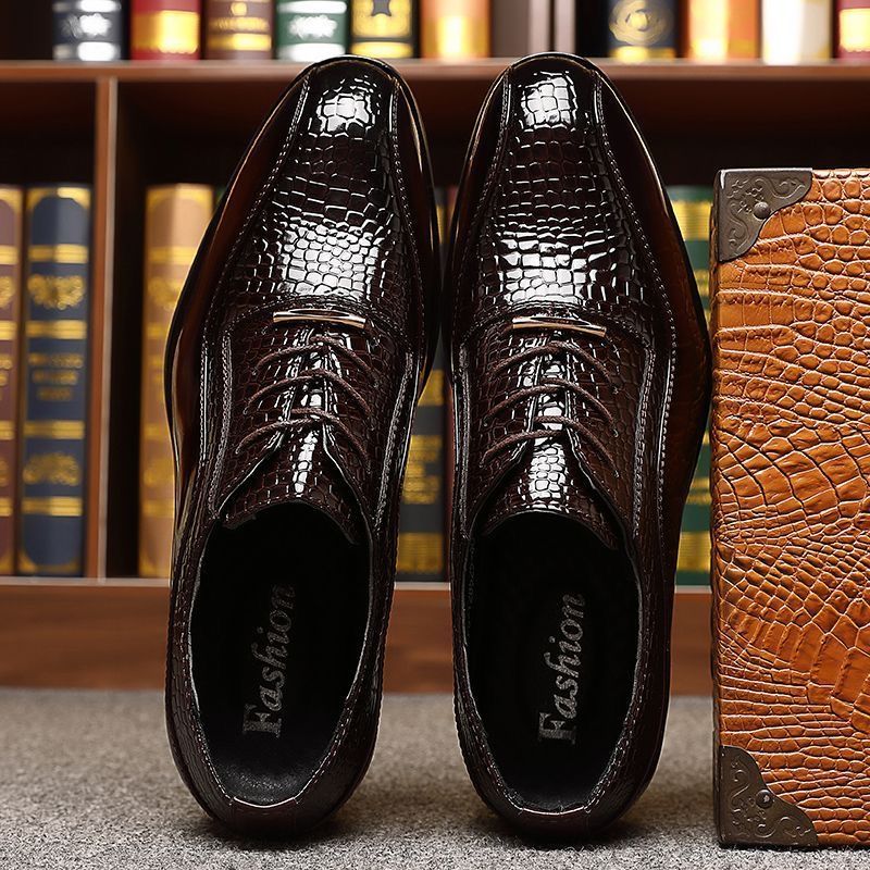 Men's Glossy Patent Leather Br - огляд і ціна Mens Fashion Dress Shoes