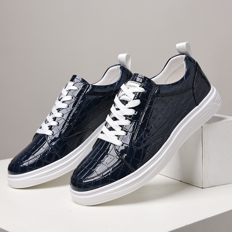Classic Male Low Top Skate Sho - огляд і ціна Mens Fashion Chinos