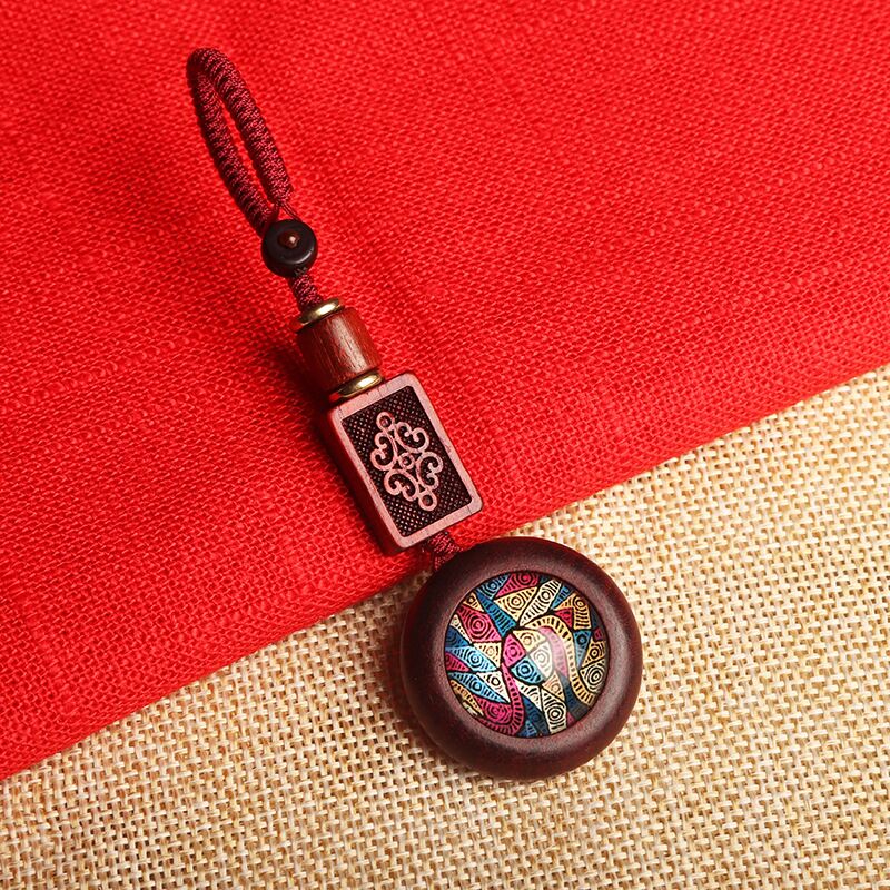 Sandalwood Keychain Men  Women - огляд і ціна Men'S Fashion Easter
